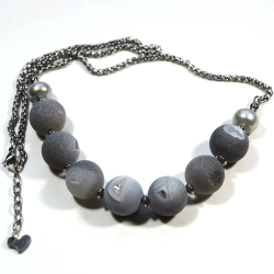 Atenea Handmade Grey Druzy Agate & Freshwater Pearl Necklace With Stainless Steel Chain