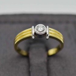 Ring 18CT 3.5GM Engagement Ring