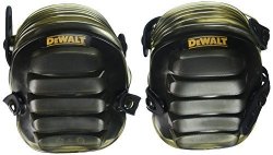Dewalt DG5217 All-terrain Kneepads With Layered Gel Padding With Full Size All Terrain Cap