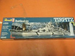 Battleship Tirpitz-revell-1 570