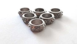 Large Hole - Pewter - Rings - Floral Detail - Antique Silver - 12mm