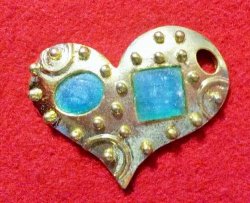 7 X Gold Colour Heart Pendants With Turquoise Stones