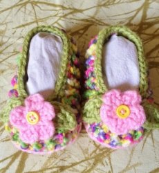 Crocheted Baby Mary Jane Shoes