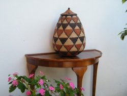 Large Woven Ilalla Palm Basket With Lid