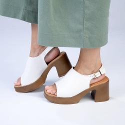Anja Clog Ankle Buckle Sandal - White - 8