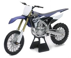 New Ray 2015 Yamaha YZ450F 1 6 Motorcycle Model By