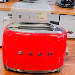 Smeg 2 Slice Red Toaster Toaster