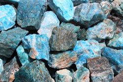 RAINBOWRECORDS239 - Natural Rough Blue Apatite - 1 2 Lb Bulk Lots Of Raw Stones Rocks Minerals For Tumbling Cabbing 8 Ounces