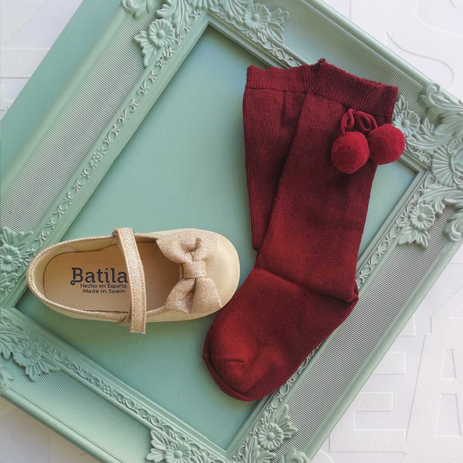 Product image - {main}