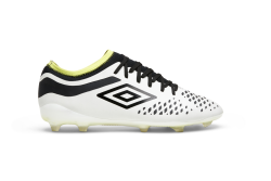 umbro soccer boots price