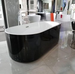 Eurotrend Piave Freestanding Bath in Black