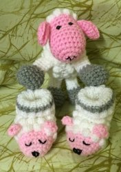 Lovely Gift Crocheted Amigurumi Toy & Booties Set Sheep