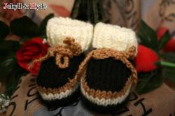 Baby Booties Black And Cream 0 - 3 Months