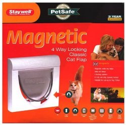 Staywell Magnetically Operated Cat Flap With Tunnel White 932EFS