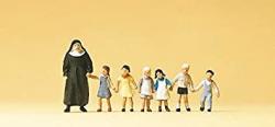 Preiser Nun W six Children Ho Scale Models