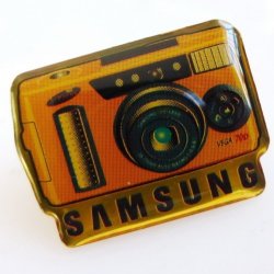 1 X Samsung Vega 700 Camera Pin Collectors Item