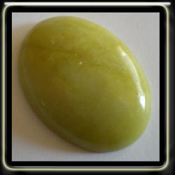82.65ct Natural Oval Polished Cabochon Apple Agate Gemstone