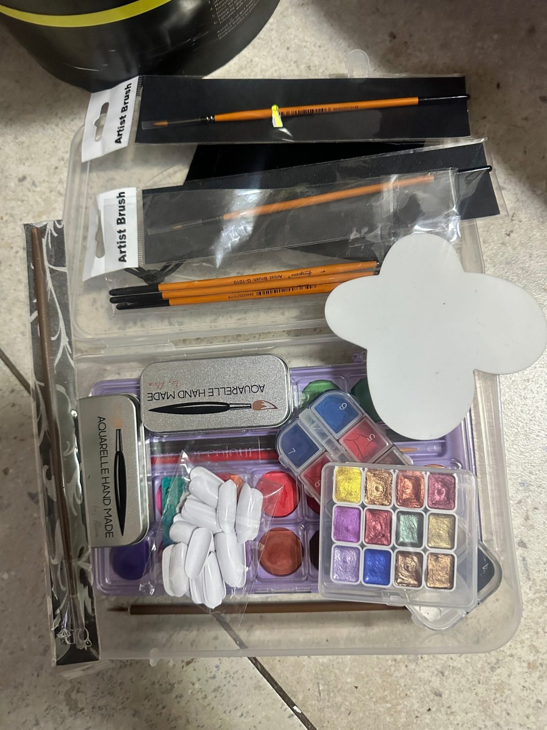 Product image - {main}