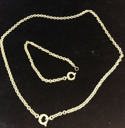 9 Carat Gold Set Necklace And Bracelet Round Anchor Links