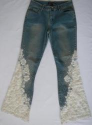 Designer Jean - Stonewashed Denim With Cream Lace Inserts & Delicate Beading - Size 10 Bootcut