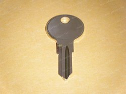 Deals on 1 Key Blank Fits Harley Davidson Sportster Various Models 1986  1987 1988 1989 1990 1991 1992 1993 1994 1995 Various Models Can Be  Duplicated At Hardware Store Lock Shop Local Key Cutter., Compare Prices &  Shop Online