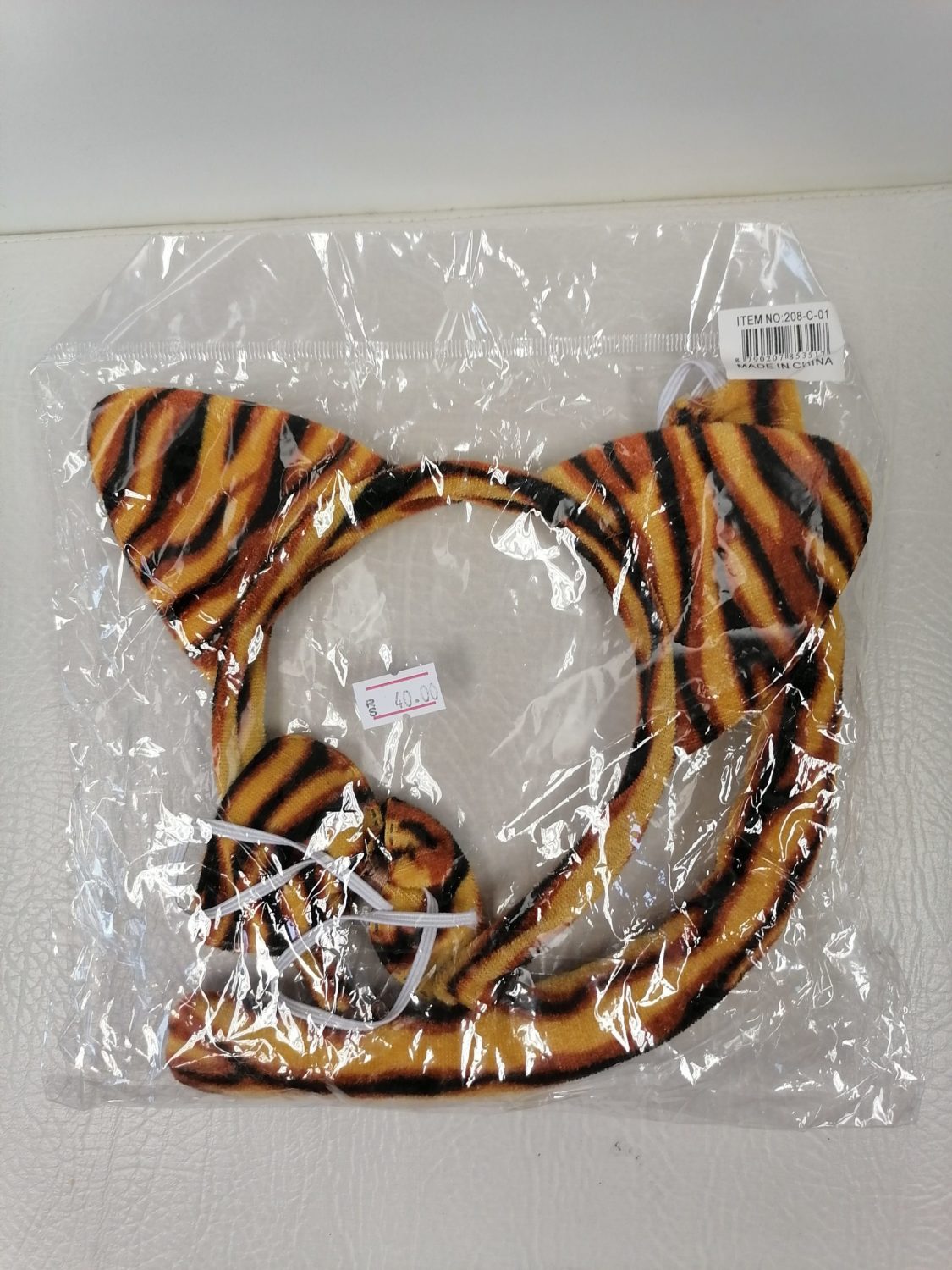 Product image - {main}