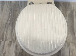 Heavy Duty Metal Hinges Round Wooden Toilet Seats With Bamboo Design. Bamboo White
