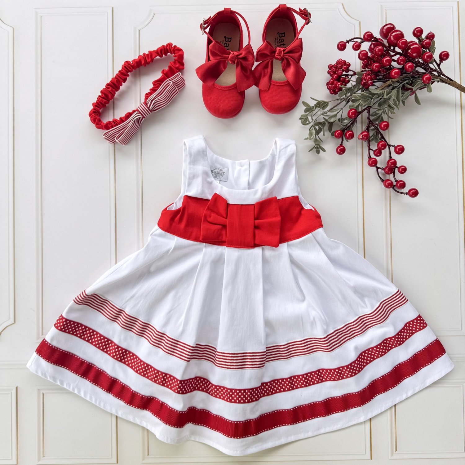 Product image - {main}