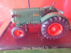 Oliver Standard 70 - 1947 -tractors And The World Of Farming Collection 1:43 Scale